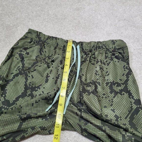 LULULEMON Jet Crop Slim Luxtreme 26" Pants Ankle Stretch Snake Green Women's 4 - Picture 13 of 14